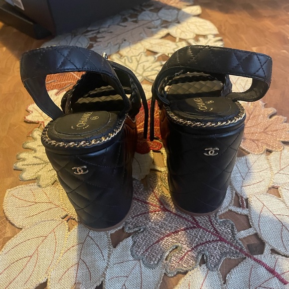 Chanel Calfskin Quilted Black Sandals Wedge 4.5 inches Shoes size 8 or 39 New - Picture 9 of 10